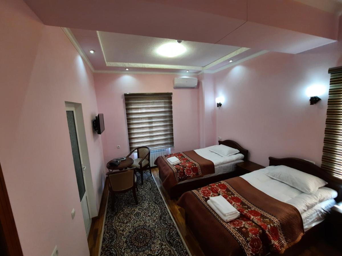 Hotel Vostok Samarkand Esterno foto