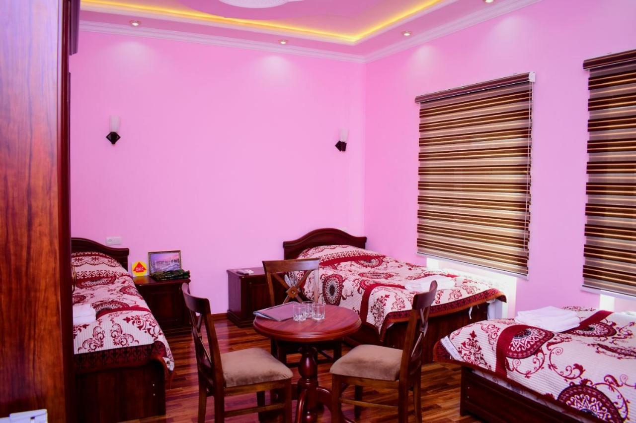 Hotel Vostok Samarkand Esterno foto